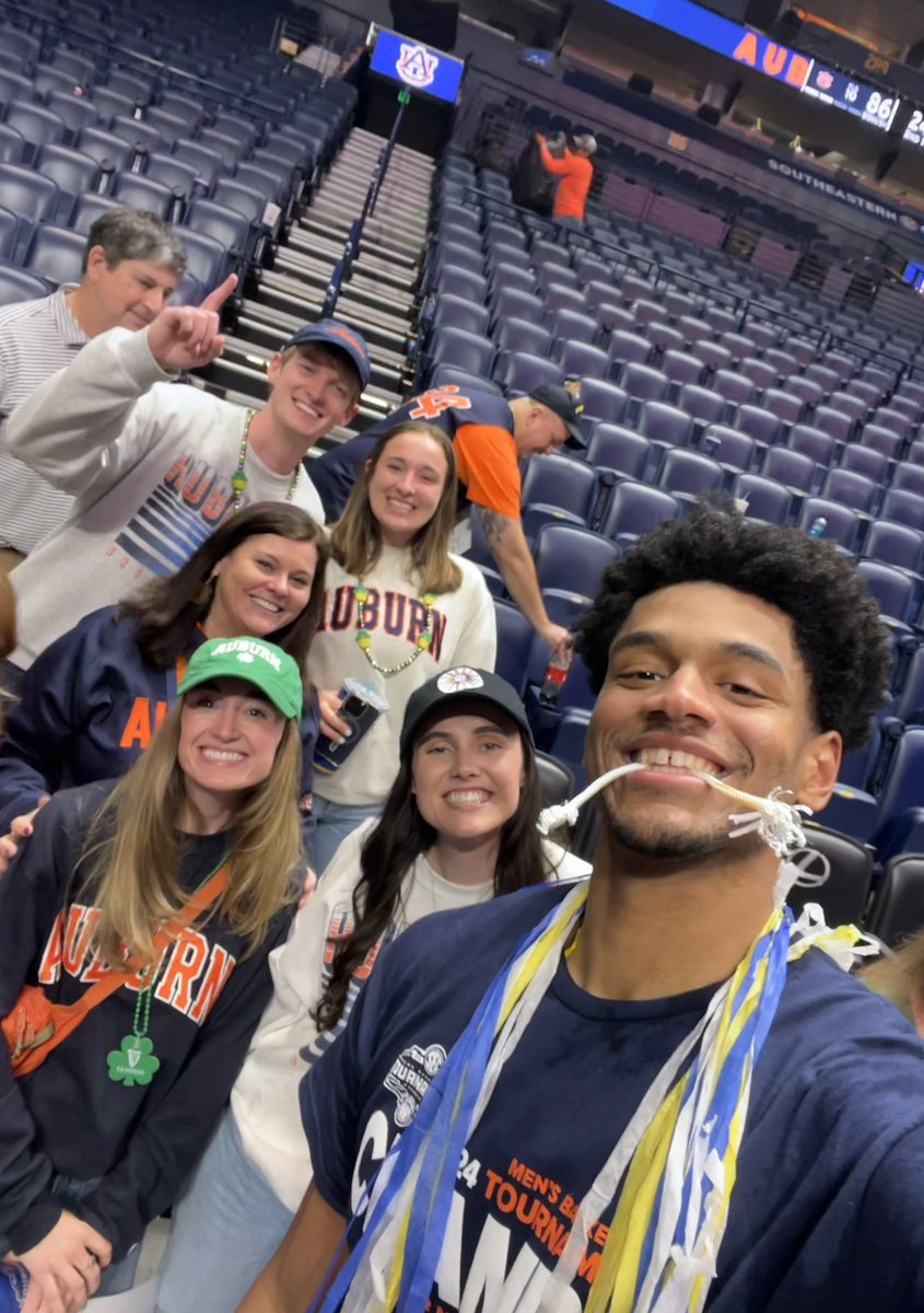 When Bruce calls, you answer #WarEagle