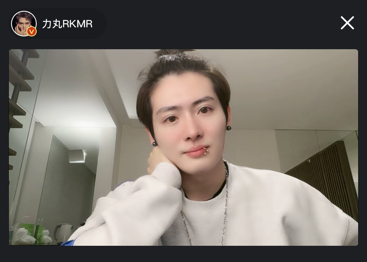 240318 | RIKIMARU Weibo Live

ริกิมารุประกาศว่า ณ ปัจจุบัน ได้ออกจากสังกัด Avex เป็นที่เรียบร้อยแล้ว และมีกำหนดการเริ่มทำกิจกรรมอีกครั้งในช่วงฤดูใบไม้ผลินี้

Archived 🔗 weibo.com/7166486922/501…

#ริกิมารุ #Rikimaru #力丸 #近田力丸 #ChikadaRikimaru