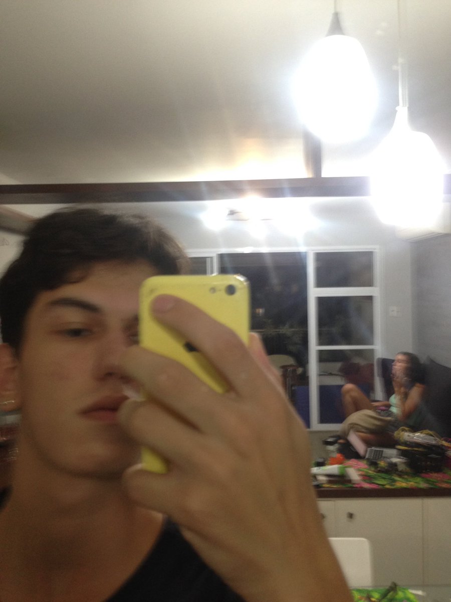 cassavetse's tweet image. restaurei meu #iphone5c