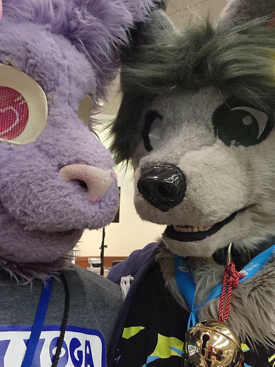 Fuzz Buttons🐱🐇🔜Anime North 2024 (@FuzzCabbit) / Posts / X