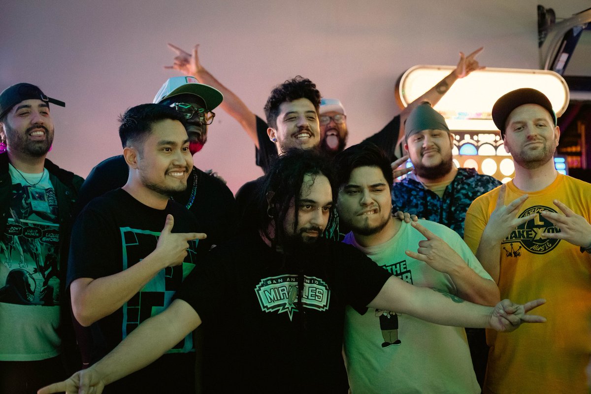 HariUpfront's tweet photo. Just a quick post, but wanna say thanks to everyone for the incredible support last week!! Was fun to see all the #NerdcoreDayz artists again and to link up with new connections! All love 🙏
More footage coming soon 😈 https://t.co/DF1r7Gd9wR