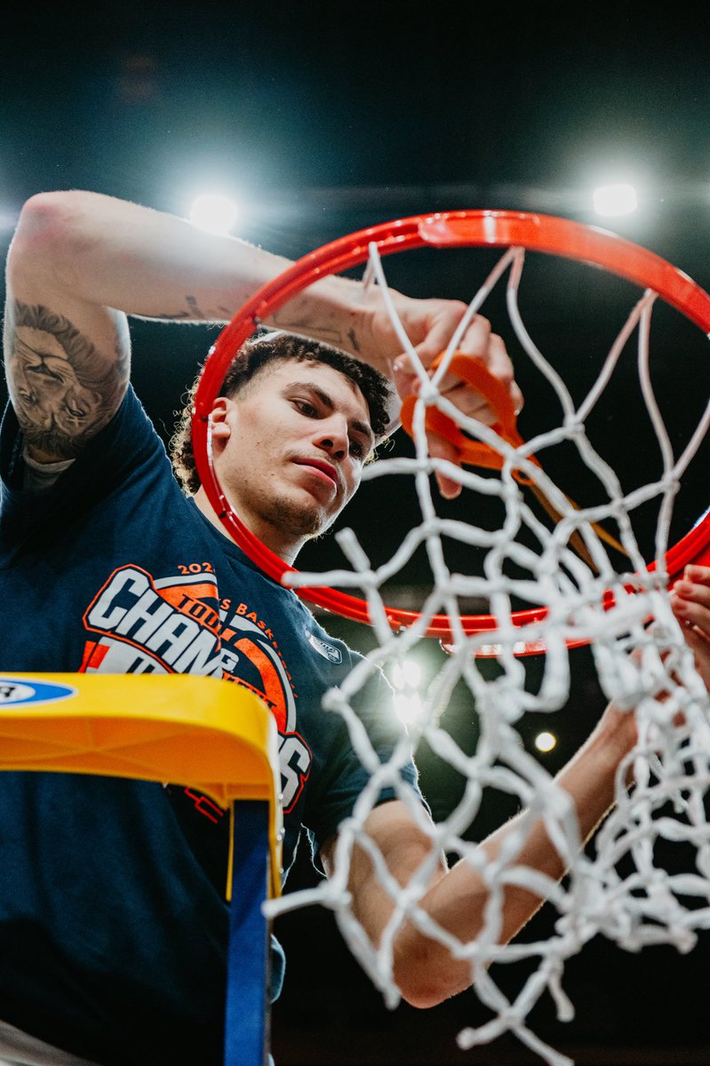 Big Ten Men's Basketball tweet media