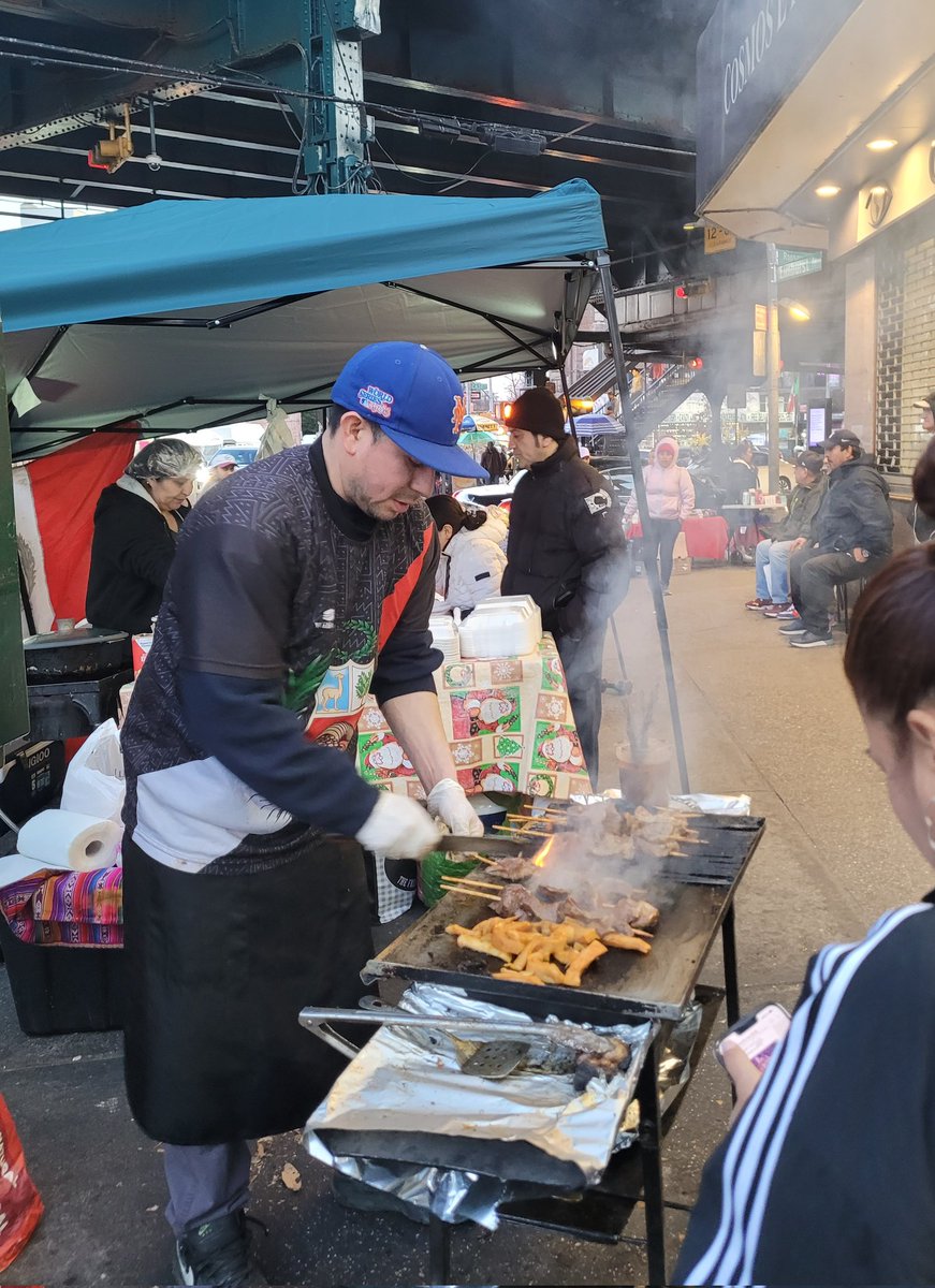 (٩˘ε˘۶) tweet media