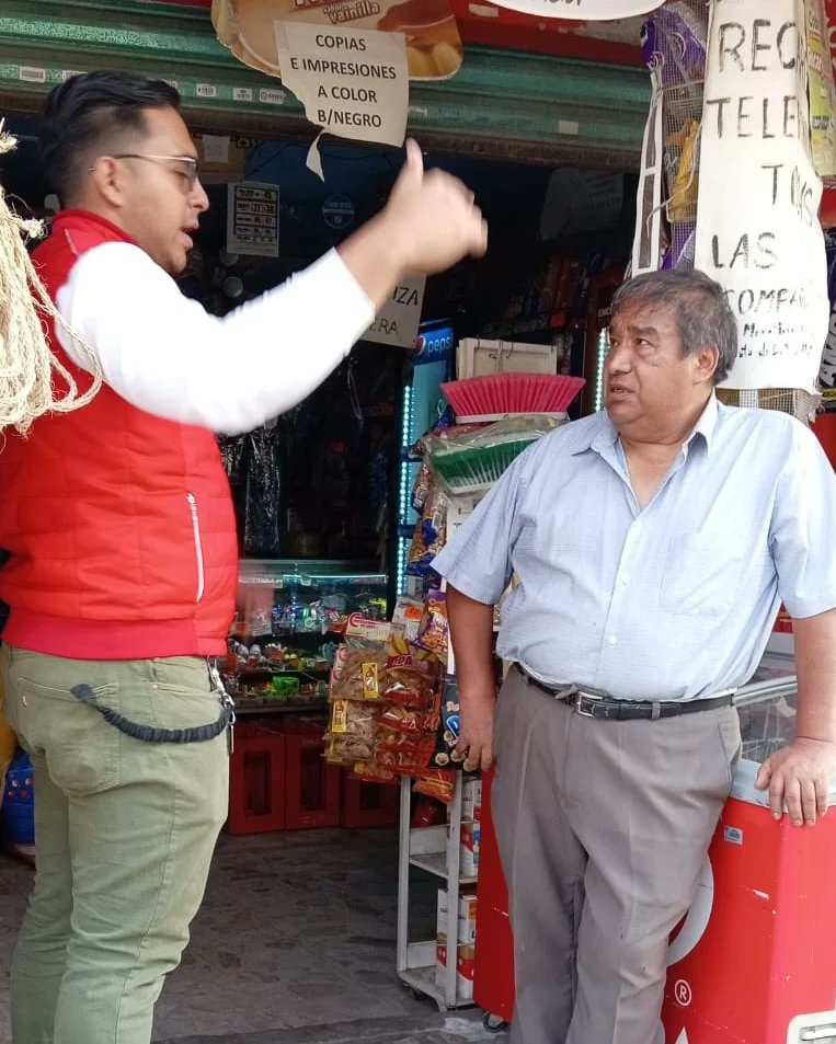 NestorYetlanezi's tweet photo. Para el adulto mayor:
Programa “Surte tu receta”:

El programa cuida tu salud  (atención médica gratuita en los centros de salud). Porque #Chimalhuacán merece ser un municipio de primera, "con tu voto lo vamos a lograr".

#fuerzaycorazónpormexico #ElPRISíResuelve 
#PRINacional https://t.co/AXtYFDbpLu
