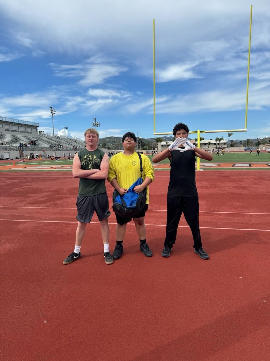 rm4rt1n3z07's tweet photo. Worked hard today with a few of my peers at the house of pancakes 5v5 event 🙏🏽 @MarVistaHC @RecruitMVFball https://t.co/kDGX7ZZVex