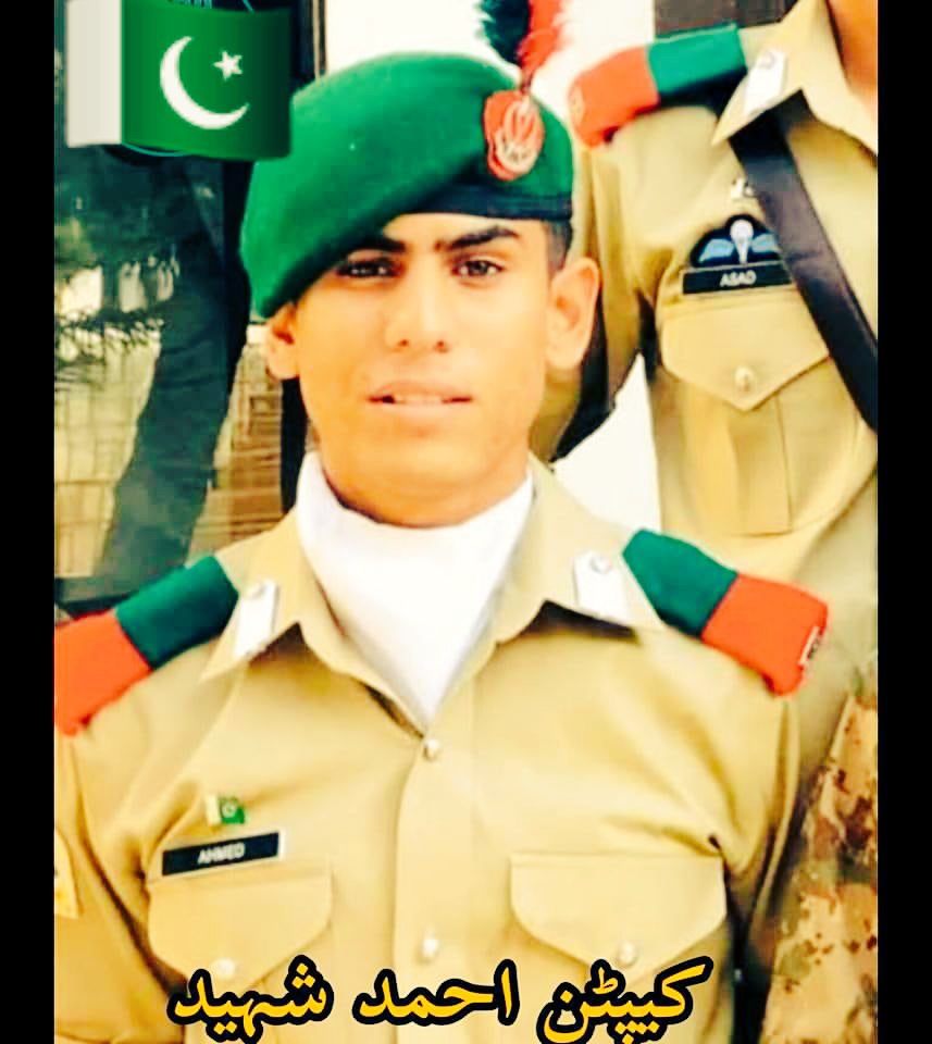 tahirazizkhan2's tweet photo. اے راہ حق کے شہیدو وفا کی تصویرو
تمہیں وطن کی ہوائیں سلام کہتی ہیں
@OfficialDGISPR https://t.co/5GoMZhWxOT