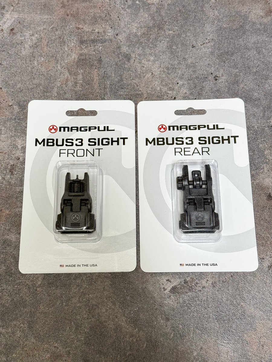 tarakomayosuke's tweet photo. #ミリタリー物販

aimpoint ACRO P2 85000円(ほぼ新品
magpul mbus3 新品 18000円 https://t.co/pi0TZ7vMGW
