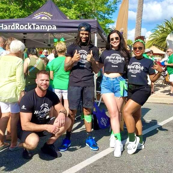 Hard Rock crew at “The Villages” giving away awesome stuff for St. Patrick’s Day. ☘️☘️☘️☘️

@SHRTAmbassadors <a href="/SHRTampa/">Seminole Hard Rock Tampa</a>