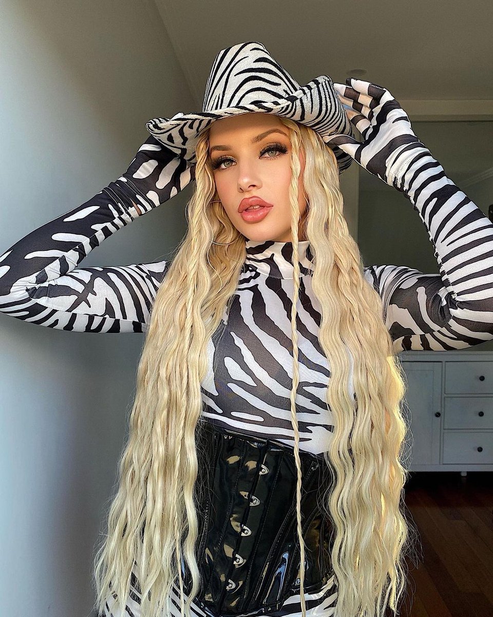Zala Hair Extensions tweet media