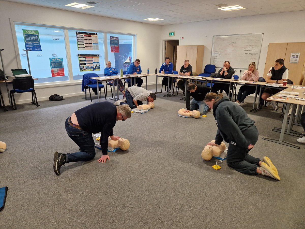 TrainingFa's tweet photo. Coaches this weekend attended our Sports Injury First Aid course.
Lots of excellent feedback received by candidates and a pleasure to teach. A huge well done to all coaches
#SportsInjury #FirstAid #Grassroots #Football #DRAB #ChildCPR #AED #Sprains #Strains #IfInDoubtSitThemOut https://t.co/xkrwqpUFMM