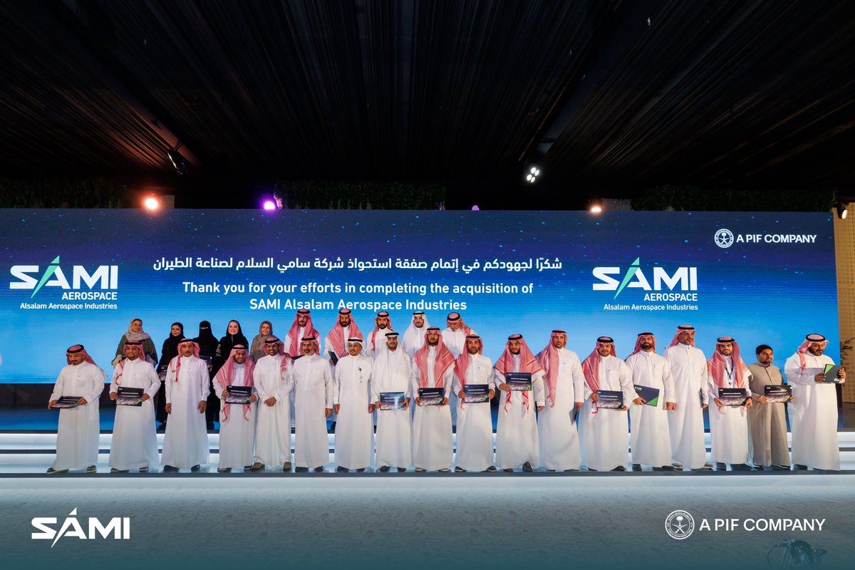 نحقق الإنجازات ونبلغ قممًا جديدة مع منسوبينا لتعزيز صناعاتنا الدفاعية الوطنية

جانب من تكريمنا لمن كانوا خلف إنجازاتنا نظير جهودهم الجادة وتفانيهم الحثيث. 

#نبني_مستقبل_الدفاع 
#حلم_أصبح_واقعاً

Together with our committed SAMI employees, we reach new heights to bolster our