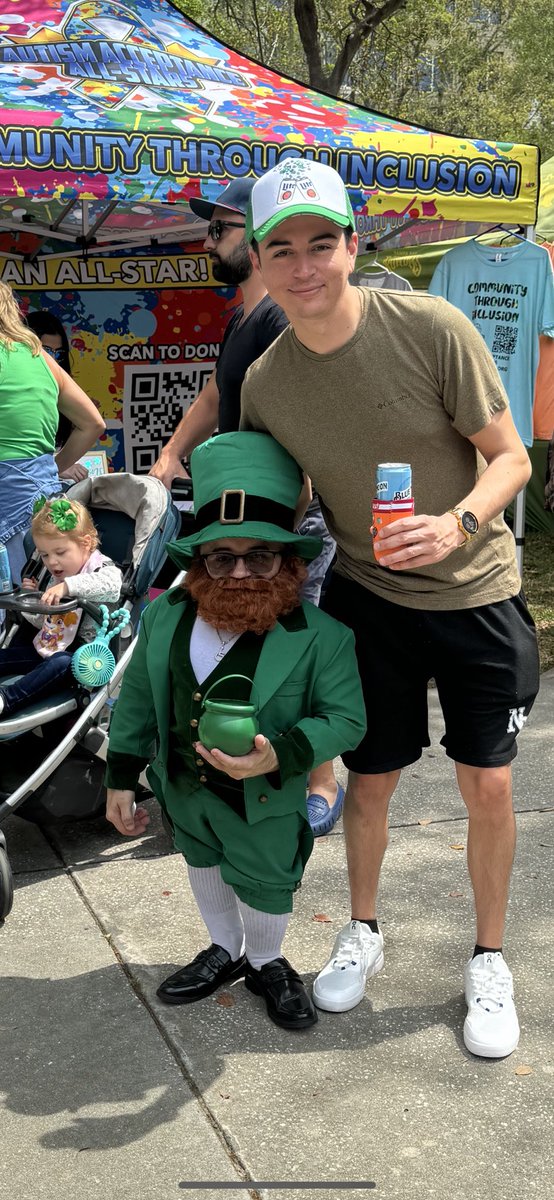 @marcuslemonis @CampingWorld Hey Marcus! I think I found the leprechaun 🍀 

In all honesty, I just moved to Florida from Texas in efforts for my wife’s nursing career. This would allow her to continue to practice as a traveling nurse and continue to pursue her passion of becoming a NP
#LuckyWithCampingWorld
