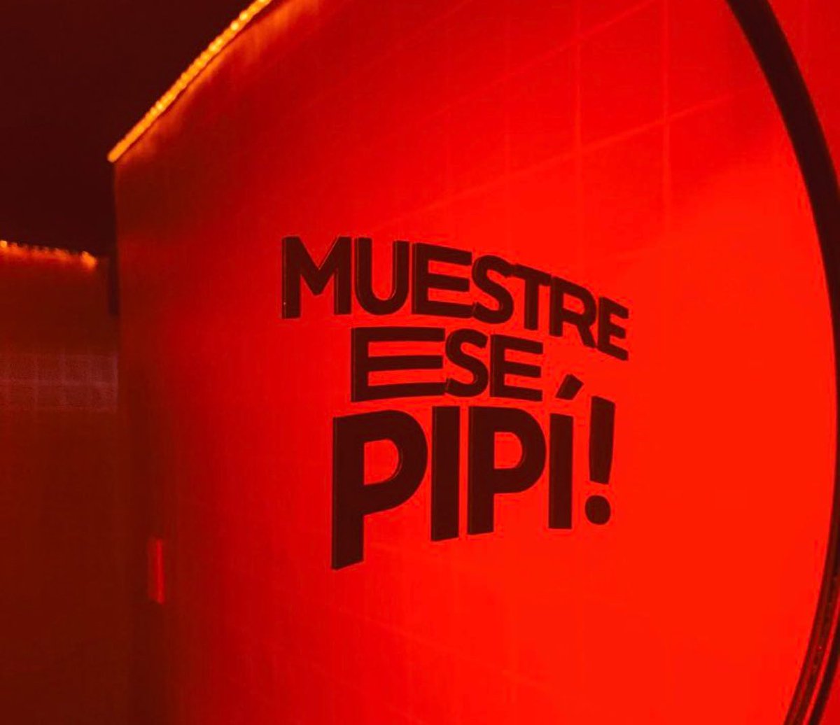 Yo: Soy una persona tímida
Yo, después de oler la tapita del ron: