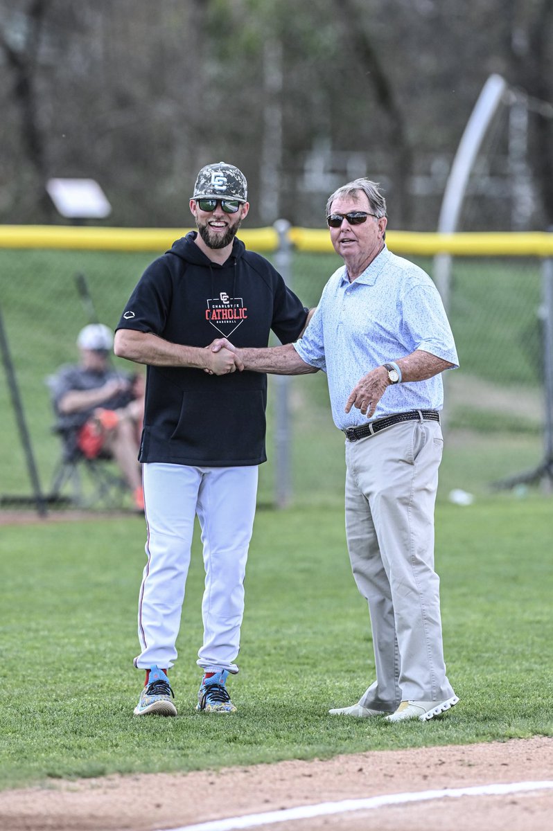 ehull49's tweet photo. Thanks to everyone who came out yesterday for the 1st Annual Corndog Classic! A special thanks to @b_wolf5 &amp; @PrimisBank for sponsoring the event.

Fans were treated to 2 high level games &amp; we were able to raise money for @Baseball4LifeNC.

📸: @GriffinZett https://t.co/QzoYEgcibi