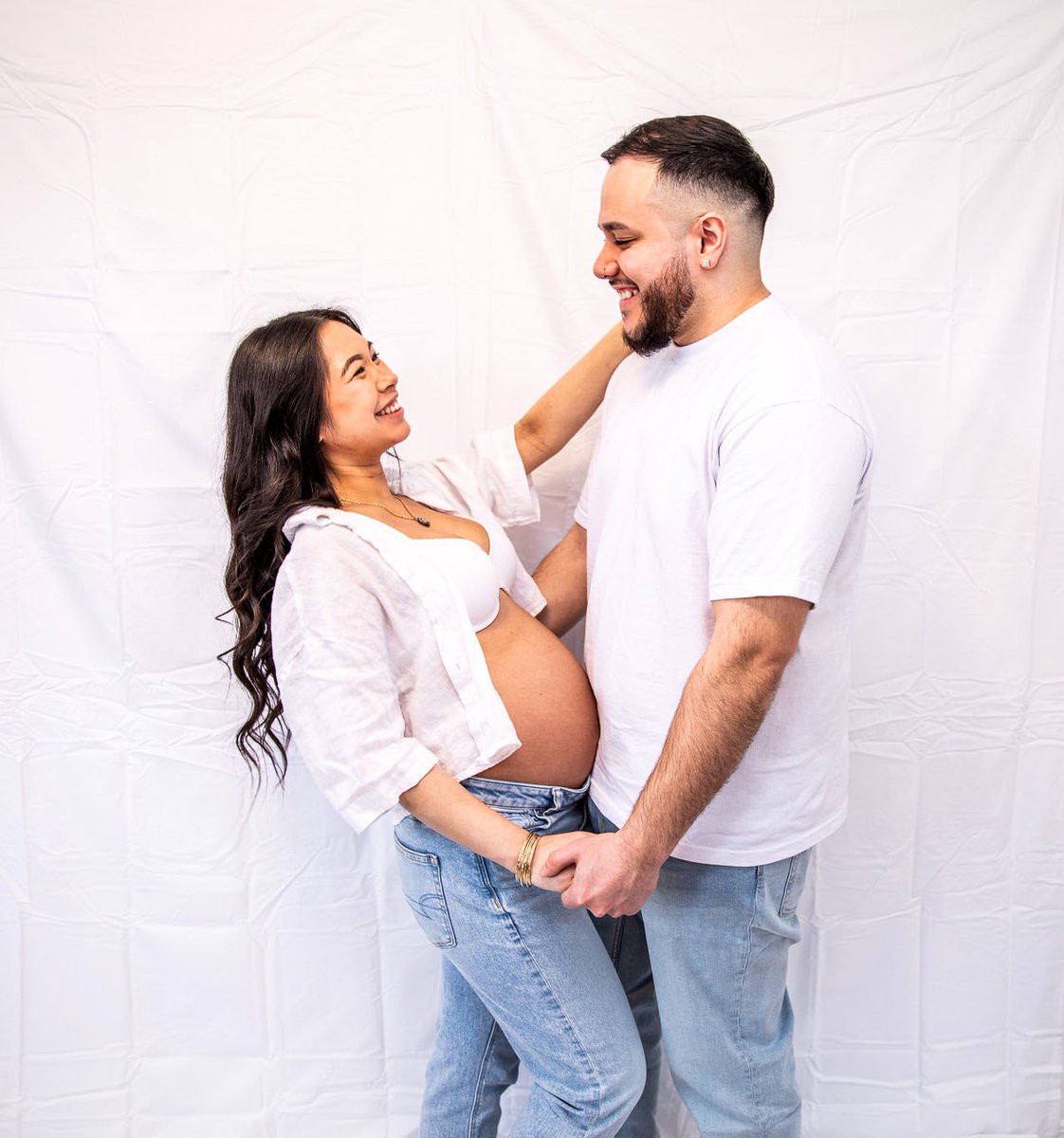 M_Sleeezzy's tweet photo. My mom is super modest and when I showed her a few of our maternity pics she says “well that’s ….interesting” 😭😂 https://t.co/nO30ueddxS