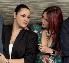 drugmaria's tweet photo. aqui a dulce e a maite estavam falando sobre o tamanho do rabão do ucker https://t.co/yc9HfUzm4H