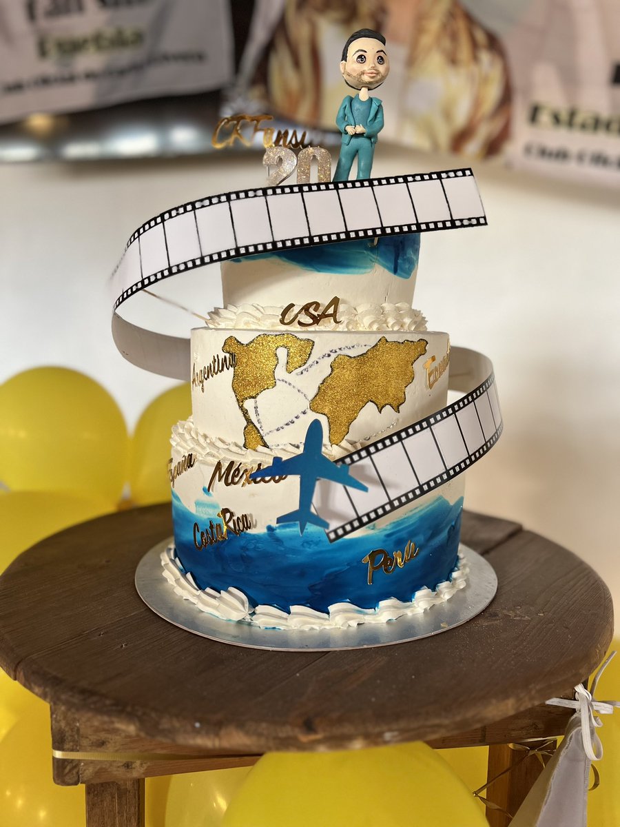 Citlalli25Mj's tweet photo. Feliz aniversario @CRFanSite 🥳💛
Acompañando a @_CarlosRivera por 20 años más! 🥳🥳🥂 #CRFanSiteCumple20 https://t.co/IldAn0ztUm
