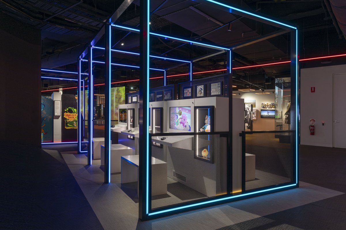 If you're in Melbourne, make sure to give @ACMI a visit—and check out Unpacking in their Games Lab alongside some other great games! We're just in love with how these photos turned out 📸 by Mark Ashkenasy