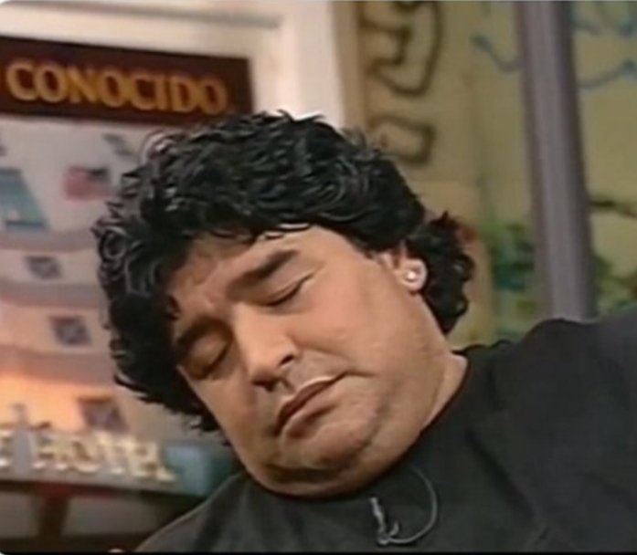 -Altamirano: *Convulsiona en la cancha*
-Los medicos: