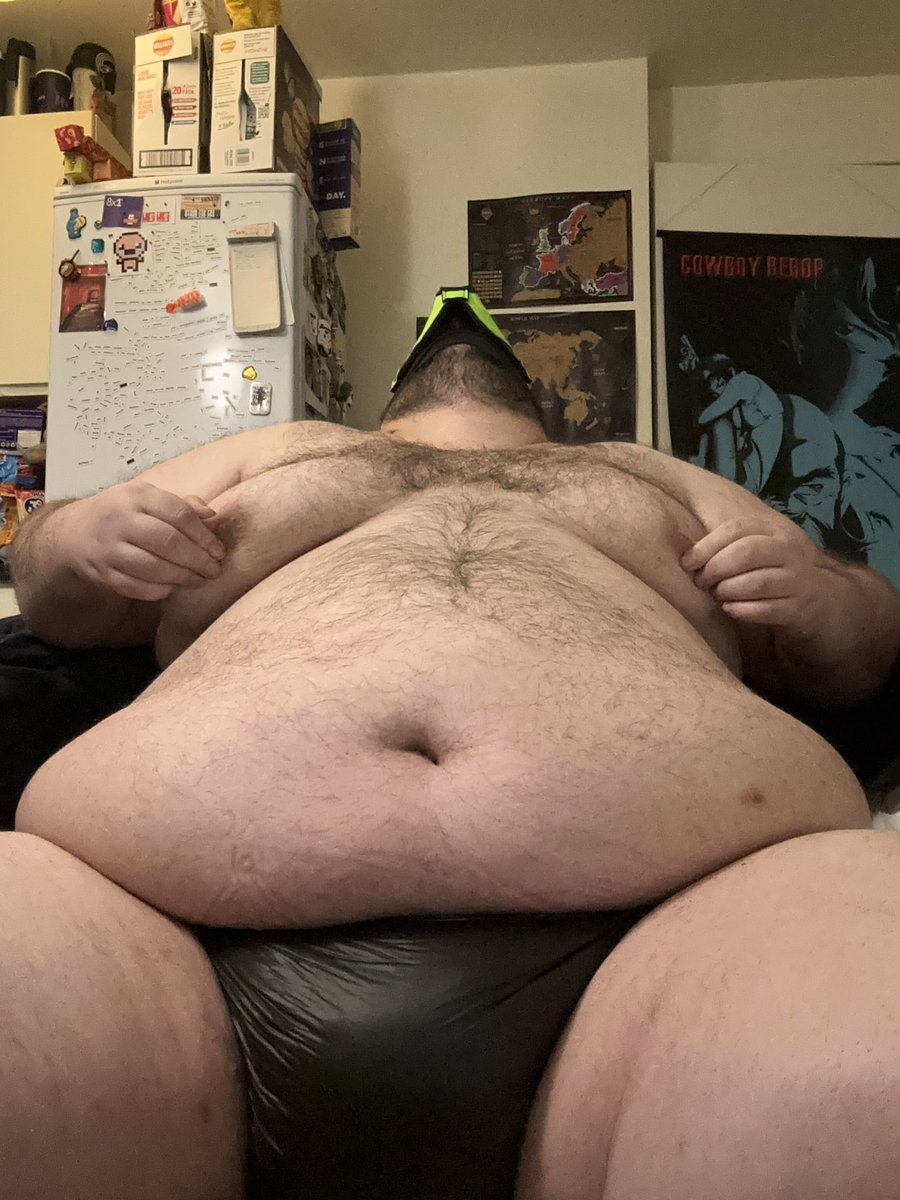 Paddedshep's tweet photo. I’ve been told I need to tell everyone that I’m nothing but a pathetic little sissy diaper puppy piggy princess. I can’t stop from peeing my diapers and begging for real men to use me https://t.co/0GvJjqhBZh