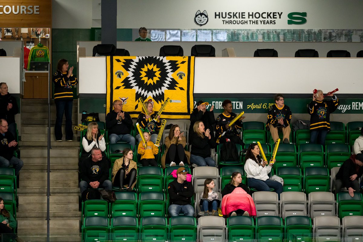 USask Huskie Women's Hockey tweet media