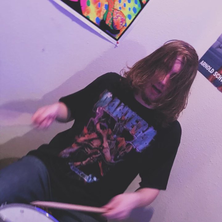 hellboxband's tweet photo. Hellbox at practice 🤘💪 https://t.co/TeqZAiUfSt