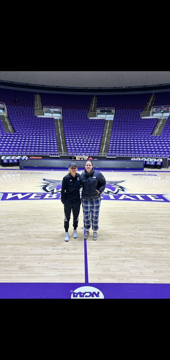 MayaDavis06's tweet photo. After an incredibly long journey, I’m excited to announce that I’m committed to play basketball for Weber State next year! Thank you to my coaches and teammates at @FBCNWA! And thank you to my family and friends that have supported me throughout this journey! #gowildcats🐾💜 https://t.co/5StOCxfq6B