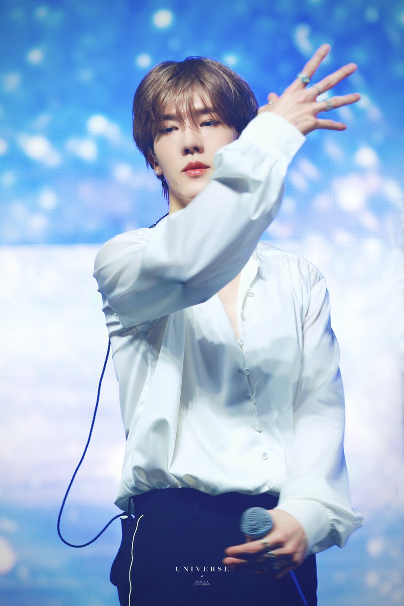 UNIVERSE214's tweet photo. 240225

you’re my night &amp; day🌙☀️

#정훈 #OMEGA_X 
#오메가엑스 #JUNGHOON #한정훈 https://t.co/IBZ5FVPhV4