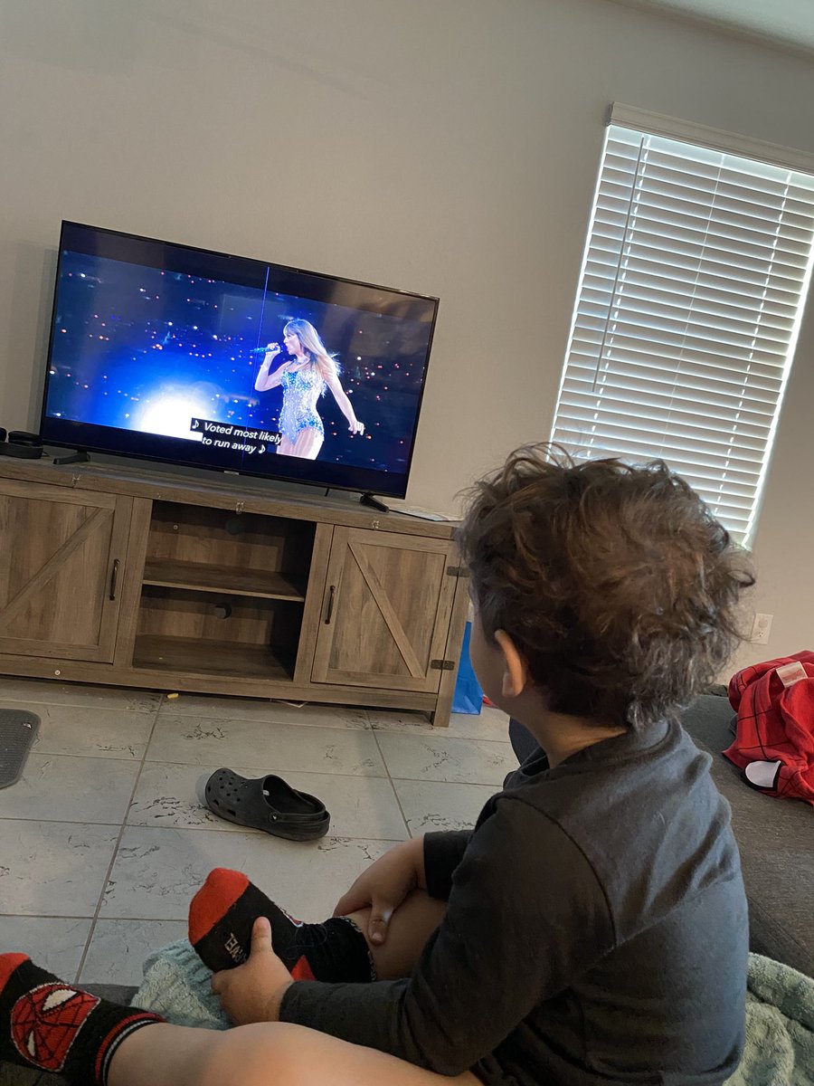 Is my son the only one obsessed with <a href="/taylorswift13/">Taylor Swift</a> ? 

Definitely thanks to his Auntie!