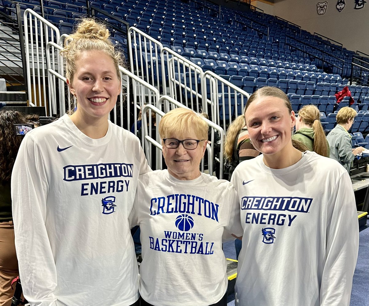 Two of my honorary “granddaughters”! Love Creighton Women’s Basketball! @Molly_Mogensen @_morggaaannnnn @CreightonWBB