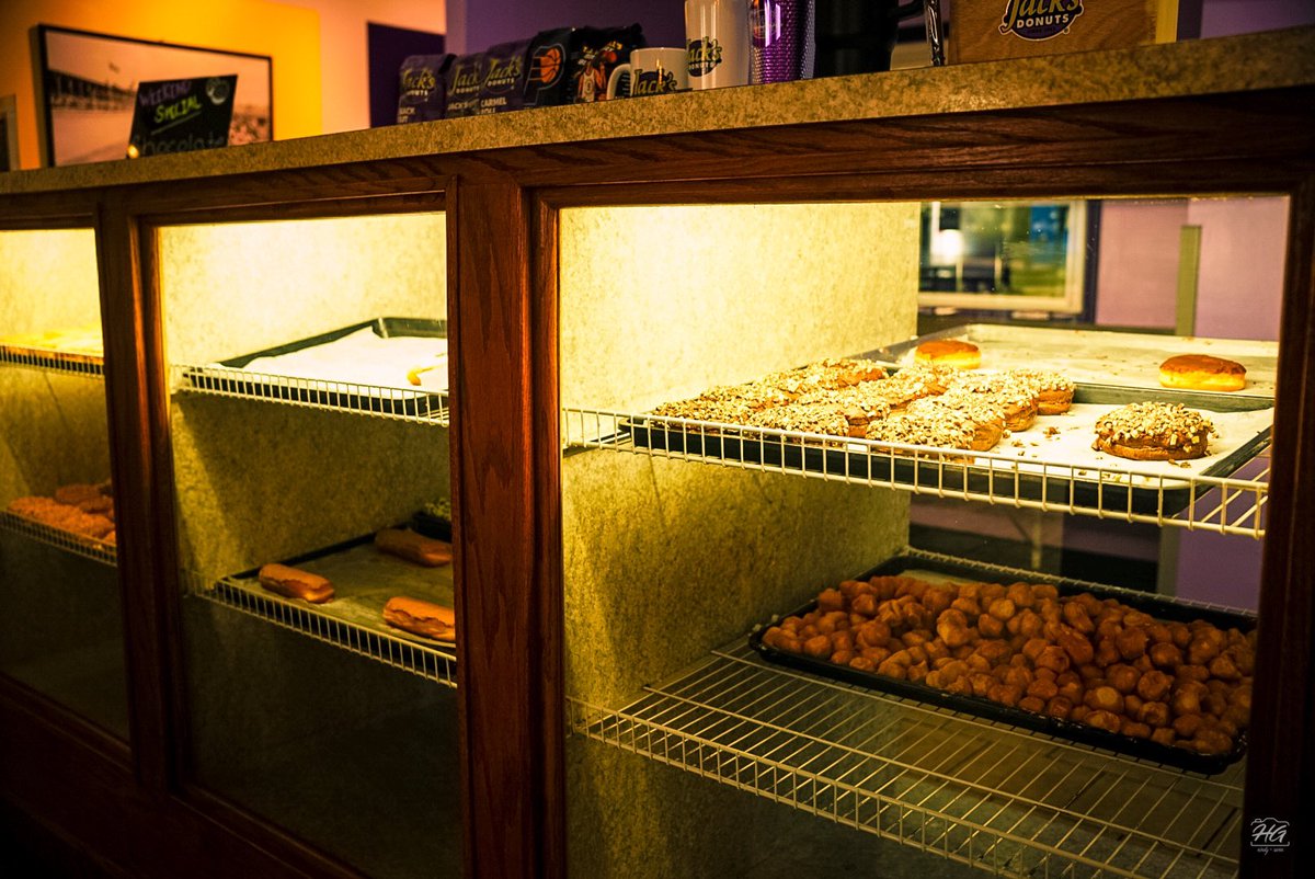 theHondakid97 (@thehondakid97) on Twitter photo Visited & tried out <a href="/jacksdonuts/">Jack's Donuts</a> in downtown Indy last weekend while doing street photography - loved it! Visited & tried out <a href="/jacksdonuts/">Jack's Donuts</a> in downtown Indy last weekend while doing street photography - loved it!