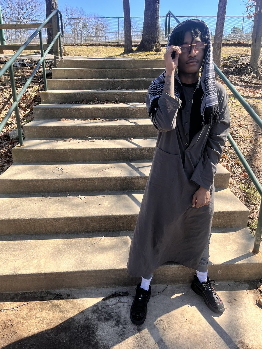 niggaimsad999's tweet photo. Forever My Brother I Ride With His Picture ❤️❤️❤️ Allah Yuraqibuni 🤲🏽🤲🏽 #LongLiveSwipe https://t.co/lHgS2823jr