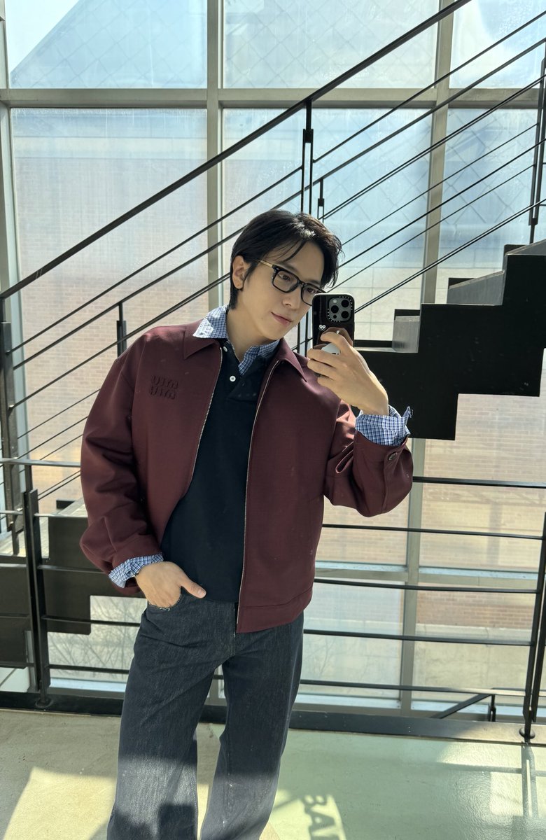 정용화 tweet media
