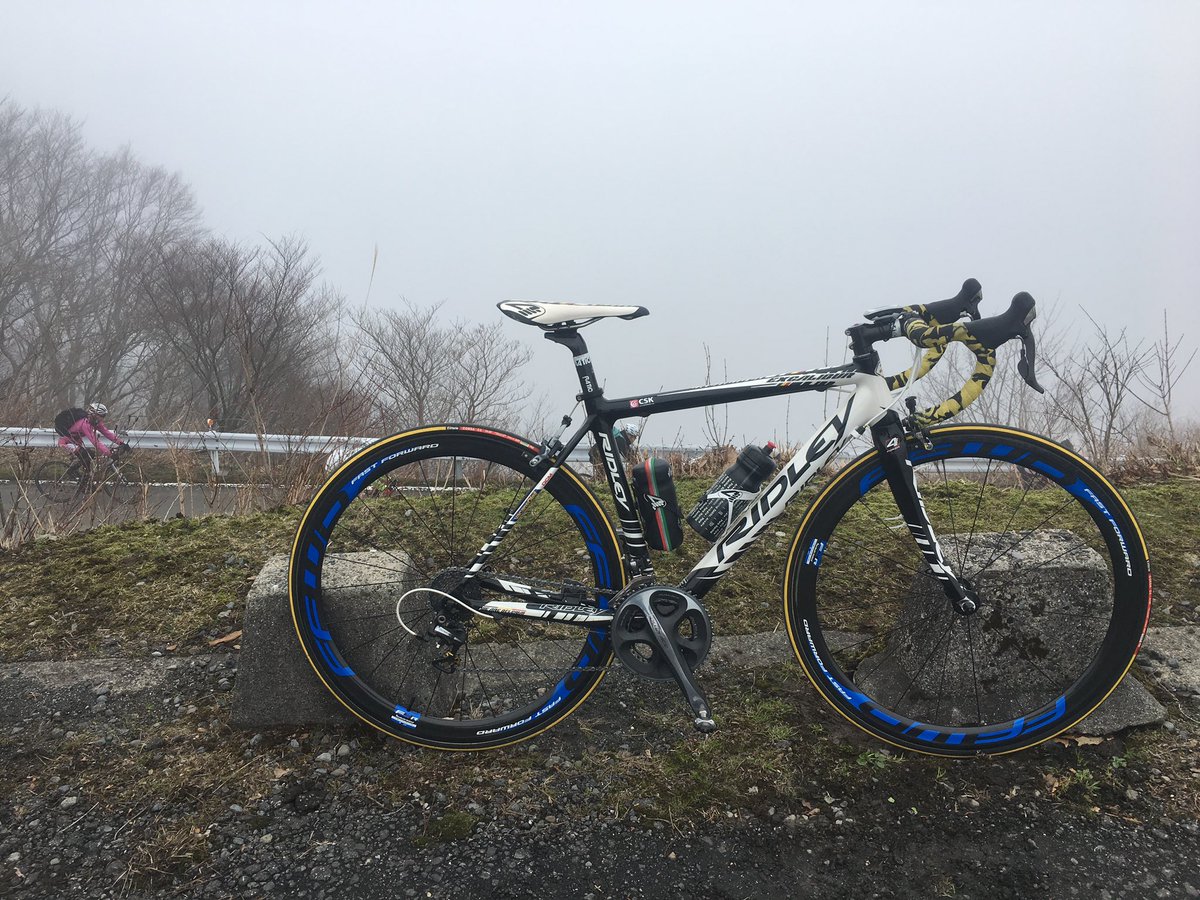 おはようございます！
点字ブロックの日、二輪自転車安全日、お天気回復の朝ですね😌

開店致しました！
皆様のご来店お待ち致しております！

本日もよろしくお願い致します！
#イマソラ