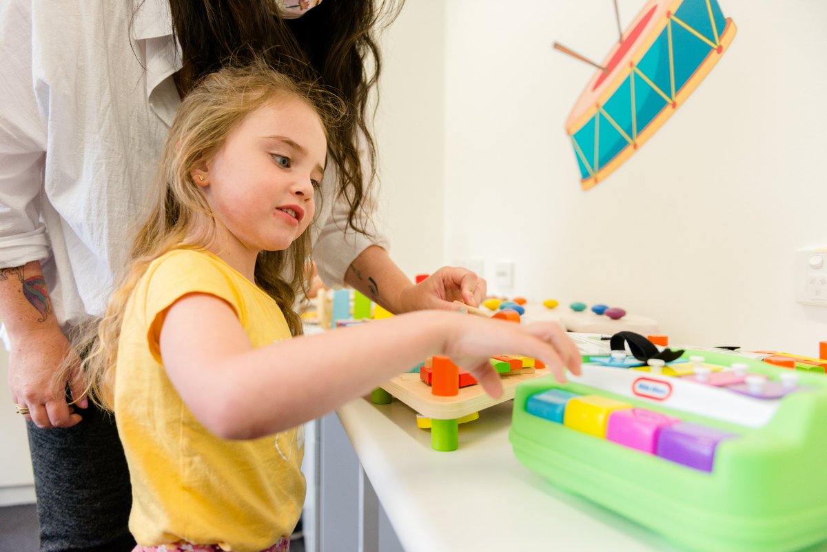 Our Library of Things has a wide variety of items you can borrow to use at home. Play with music & coding equipment, find fun new toys for your kids to play with, or measure your home’s energy usage. Find out more: shorturl.at/adjrz 📷 Nat Rogers.