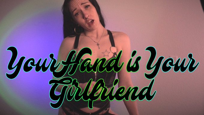 NEW VIDEO : Day 92 "Your Hand in your Girlfriend" 9:57min. I heard you don't have a date for tonight<a href="/tag/throne"class="tags"><span>#throne</span></a><a href="/tag/wishlist"class="tags"><span>#wishlist</span></a>