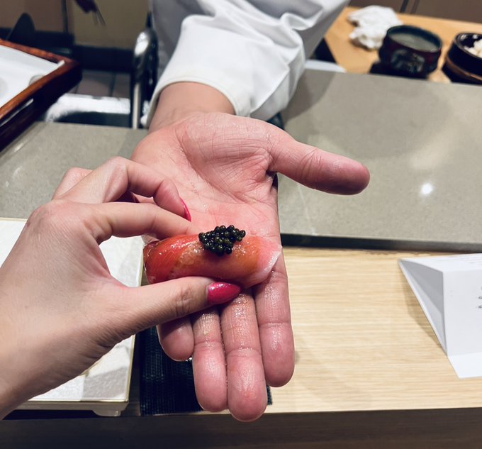 The tastiest omakase I&rsquo;ve been to in a long time. Thank you for treating me and my friends. ✨ https://t