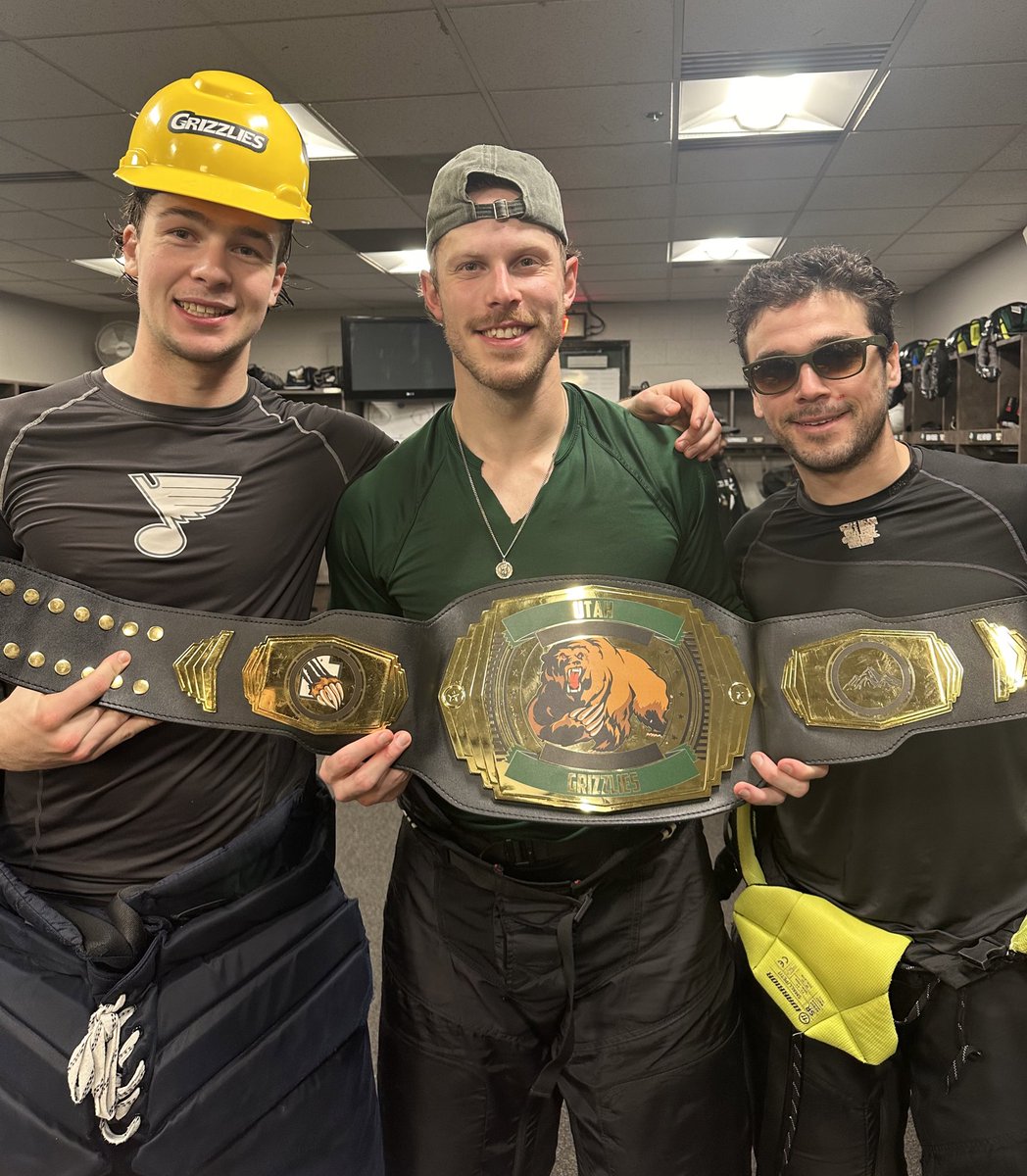 UtahGrizzlies's tweet photo. Feeling lucky 😎 https://t.co/8kpn49woS8