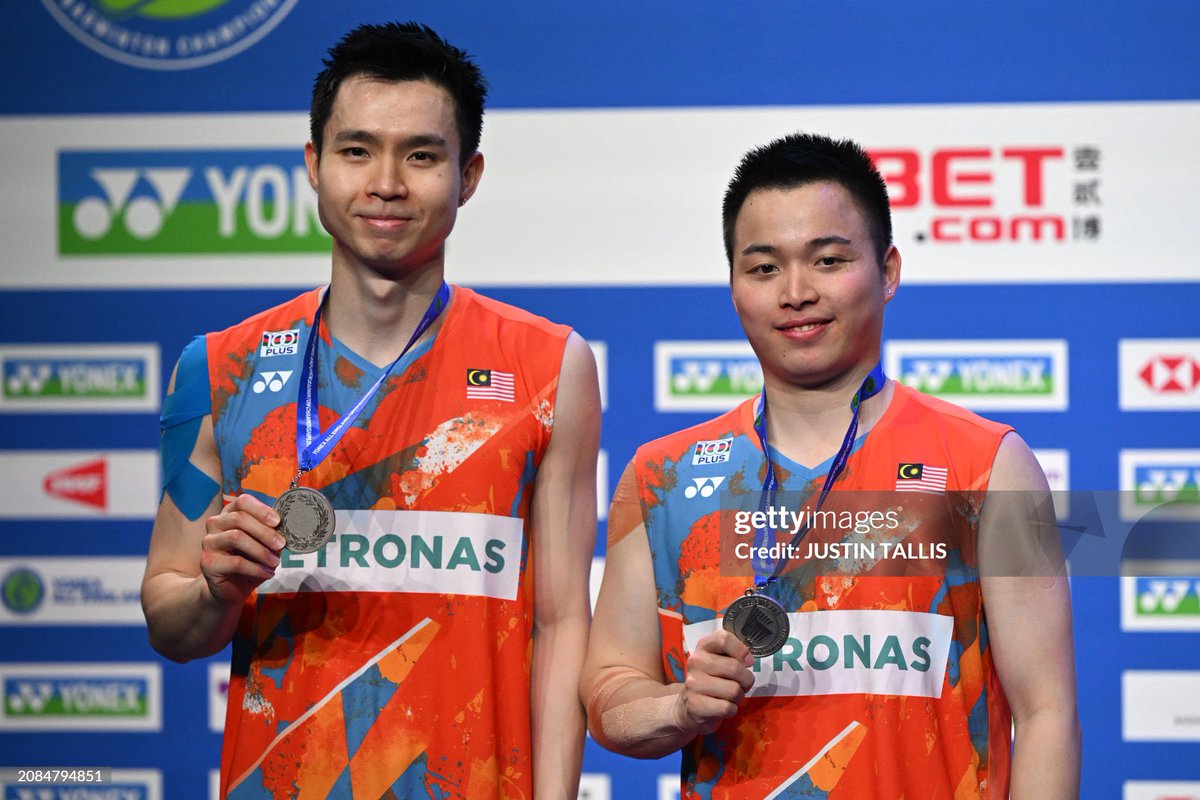 nazminton's tweet photo. 6️⃣ (MD-4) Aaron Chia/Soh Wooi Yik

🥈 All England S1000
🆚 Alfian/Ardianto 🇮🇩

Semoga MD1 terus cemerlang 🌟 https://t.co/GS3oiWFSyb