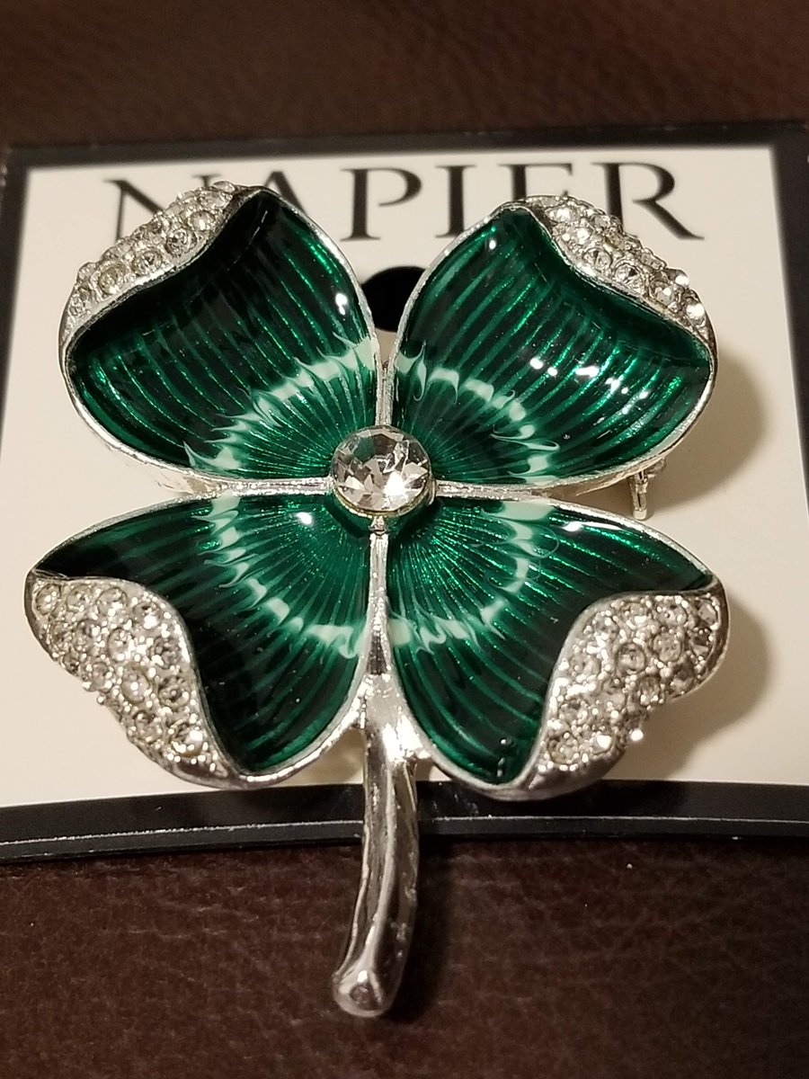 NEW NAPIER #Rhinestone IRISH #Clover Shamrock #Brooch Enamel Pin #GLITZY FREE SHIP #brooches #rhinestonejewelry #napier #giftsforher #giftsformom #springfashion #springjewelry #lapelpin #4leafclover #luckoftheirish #Irish #shamrock #ebayfinds ebay.com/itm/2665179103… #eBay