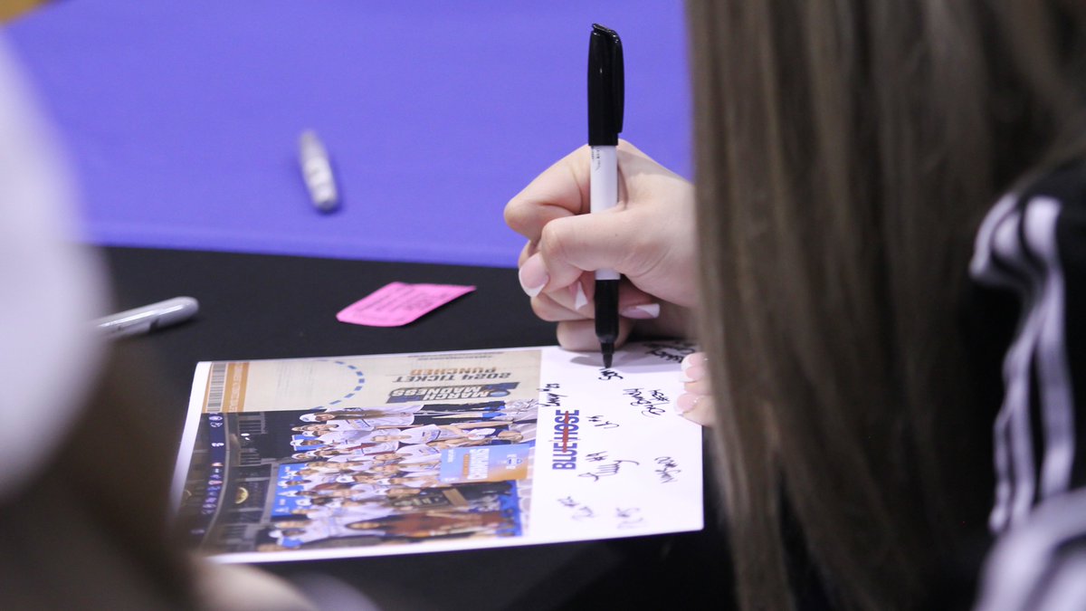 Some Sights from Tonight's Watch Party 🎉

Full Gallery - shorturl.at/kOQS7

#GoBlueHose