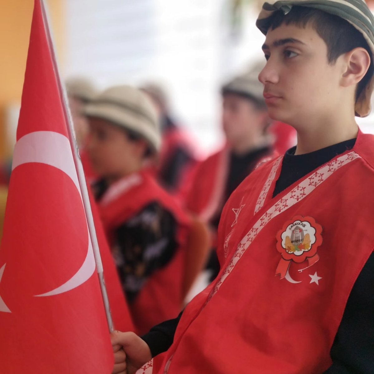 HedefizAkademi's tweet photo. Çanakkale Geçilmez.....
Aziz şehitlerimizi rahmetle ve minnetle anıyoruz...
#çanakkalezaferi
#18martçanakkalezaferi
#selcukluizcilik https://t.co/p7epfs5sJr