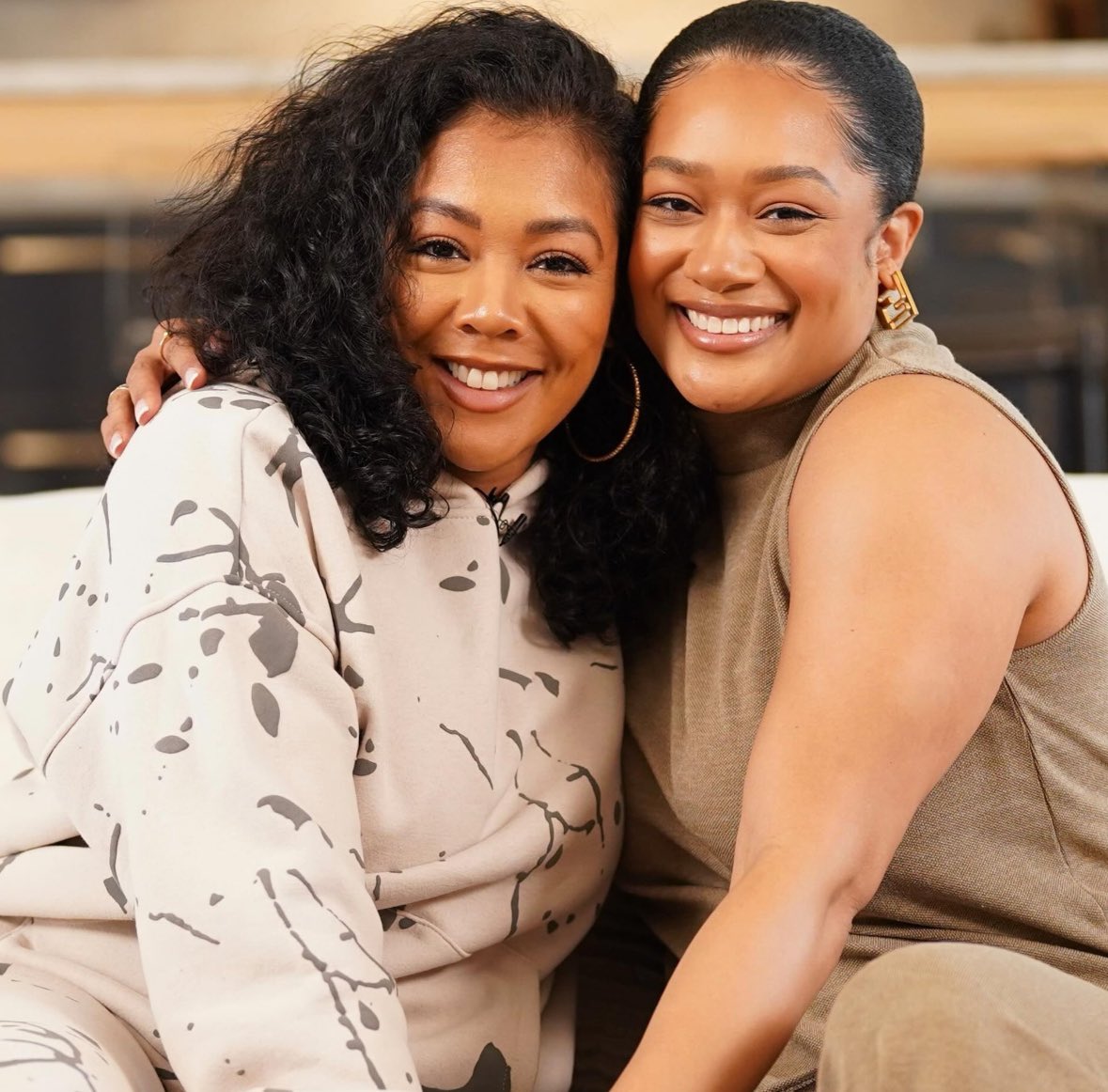 Them😍 this is no coincidence they be reading y’all negative ass tweets trying to get them to hate each other 🙄 I Love This photo of them 
This is sisterhood, this is beautiful 
A bond no one can ever break #SistasOnBET #ZatimaOnBETPlus 
Mrs.Ellis & Mrs.Taylor all Love NoH8