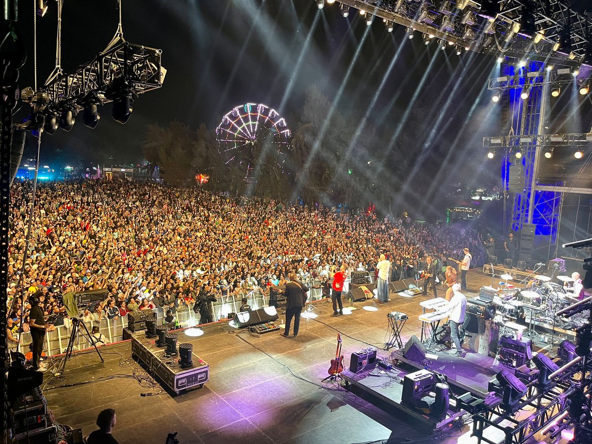 David Baynton-Power (@dbayntonpower) on Twitter photo Thank you México! We’ve had a blast, let’s not leave it this long again 🇲🇽 <a href="/andydiagram/">andydiagram -=iii=()</a> <a href="/RealTimBooth/">Tim Booth</a> <a href="/wearejames/">James</a> <a href="/chloealper/">Chloë Alper</a> Thank you México! We’ve had a blast, let’s not leave it this long again 🇲🇽 <a href="/andydiagram/">andydiagram -=iii=()</a> <a href="/RealTimBooth/">Tim Booth</a> <a href="/wearejames/">James</a> <a href="/chloealper/">Chloë Alper</a>
