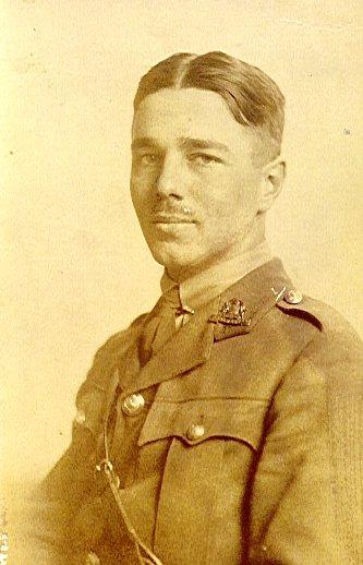 Remembering the British war poet Wilfred Owen wahoo was born on this day in Oswestry in 1893. #WilfredOwen #Oswestry #WarPoet #StrangeMeeting #SpringOffensive #DulceEtDecorumEst #AnthemForDoomedYouth #Futility