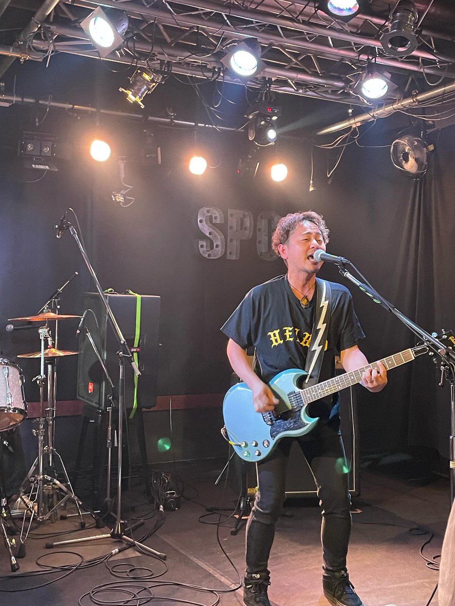 americanLeg_ear's tweet photo. american Leg.ear

3月10日(日)　大分Club Spot
初ライブハウス〰️
めちゃくちゃ楽しかったぜ〰️ぃ
来てくれたみんなありがと〰️
またライブします
よろしく〰️🤩 https://t.co/vzsAPe4x40
