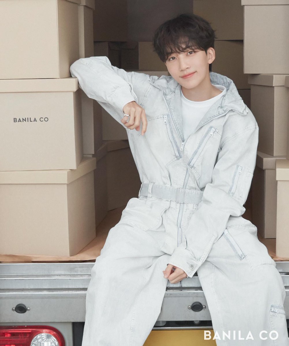 yjhanzone's tweet photo. banilaco_official ig update with #정한 #JEONGHAN https://t.co/KCXzjng4jH