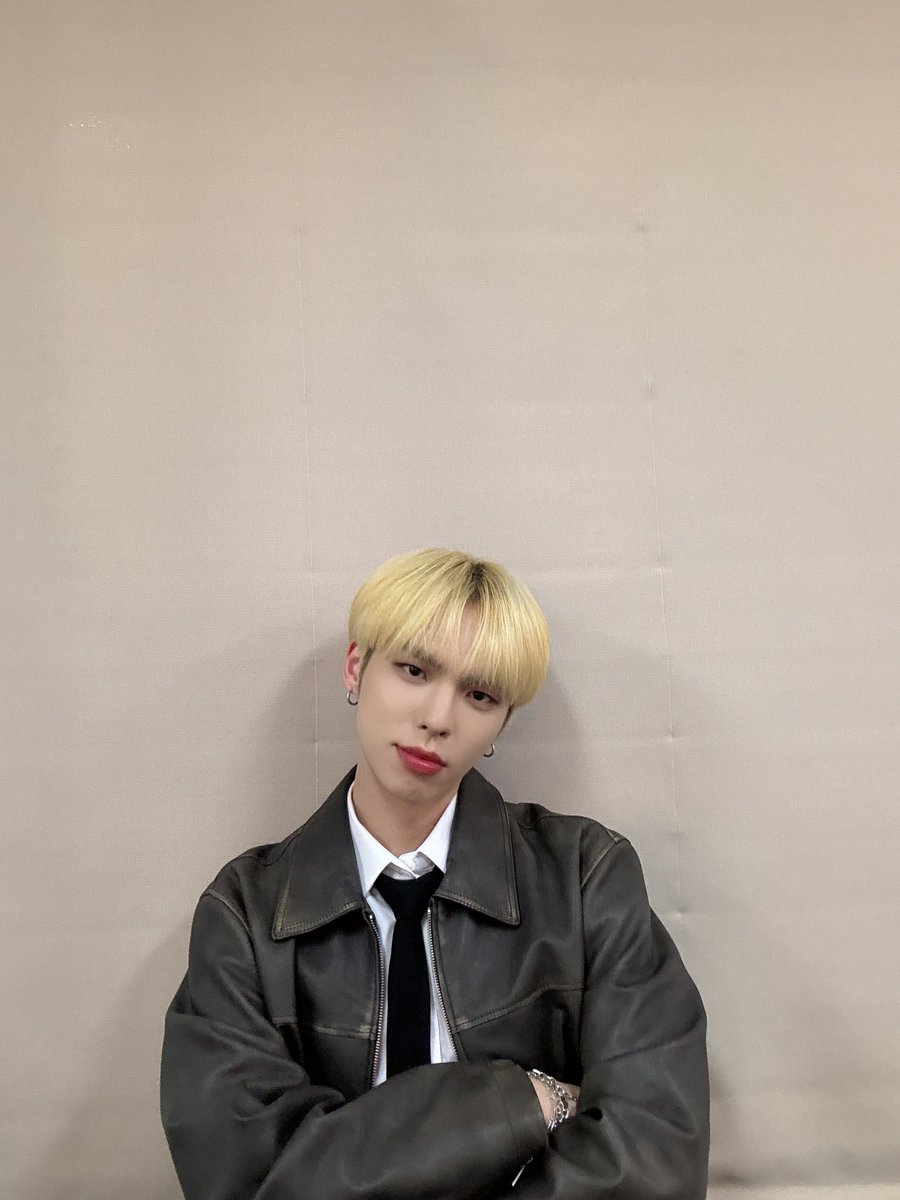 재밌었다요🥰✌️

#CIX #FIX #BX #이병곤 #병곤 #평픽사💙