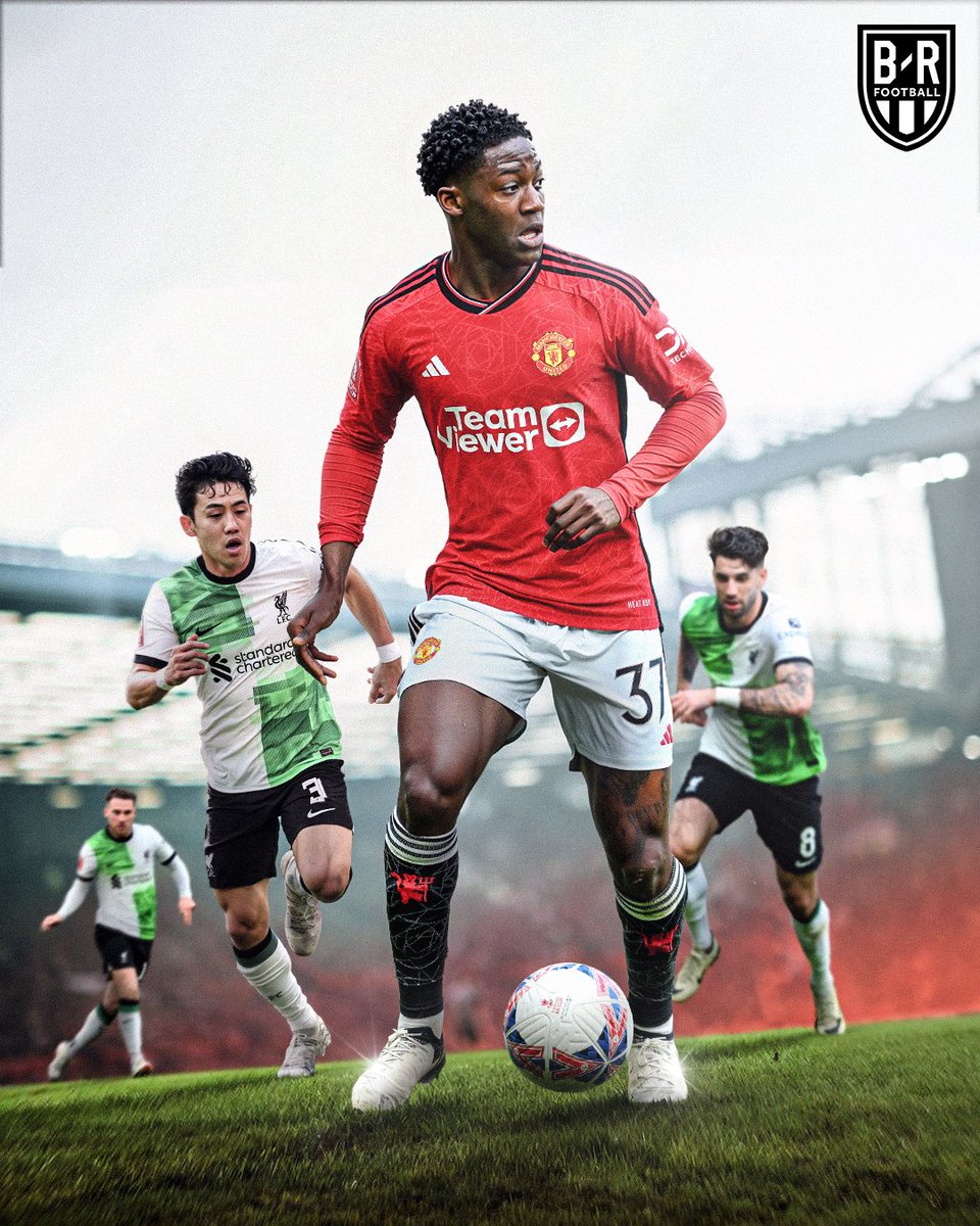 ARMYGIRLS0808's tweet photo. 18-year-old Kobbie Mainoo bossed the midfield against Liverpool 💫 https://t.co/FwtWeo03Dq
