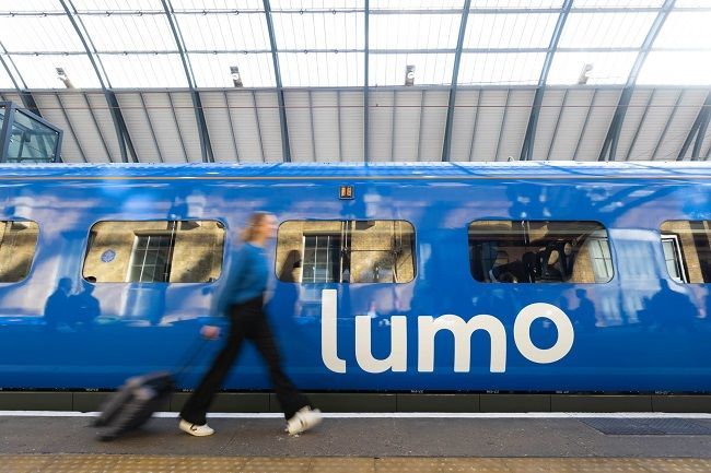 SaveATrain's tweet photo. Genz Train - https://t.co/NJeUtcOKHi #lumo #ukrail #trains #london #trainoperator #newcastle #kingscross https://t.co/HhV6CfEc08